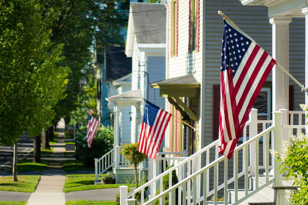 Living the Dream: Married Americans More Likely to Be Living the American Dream