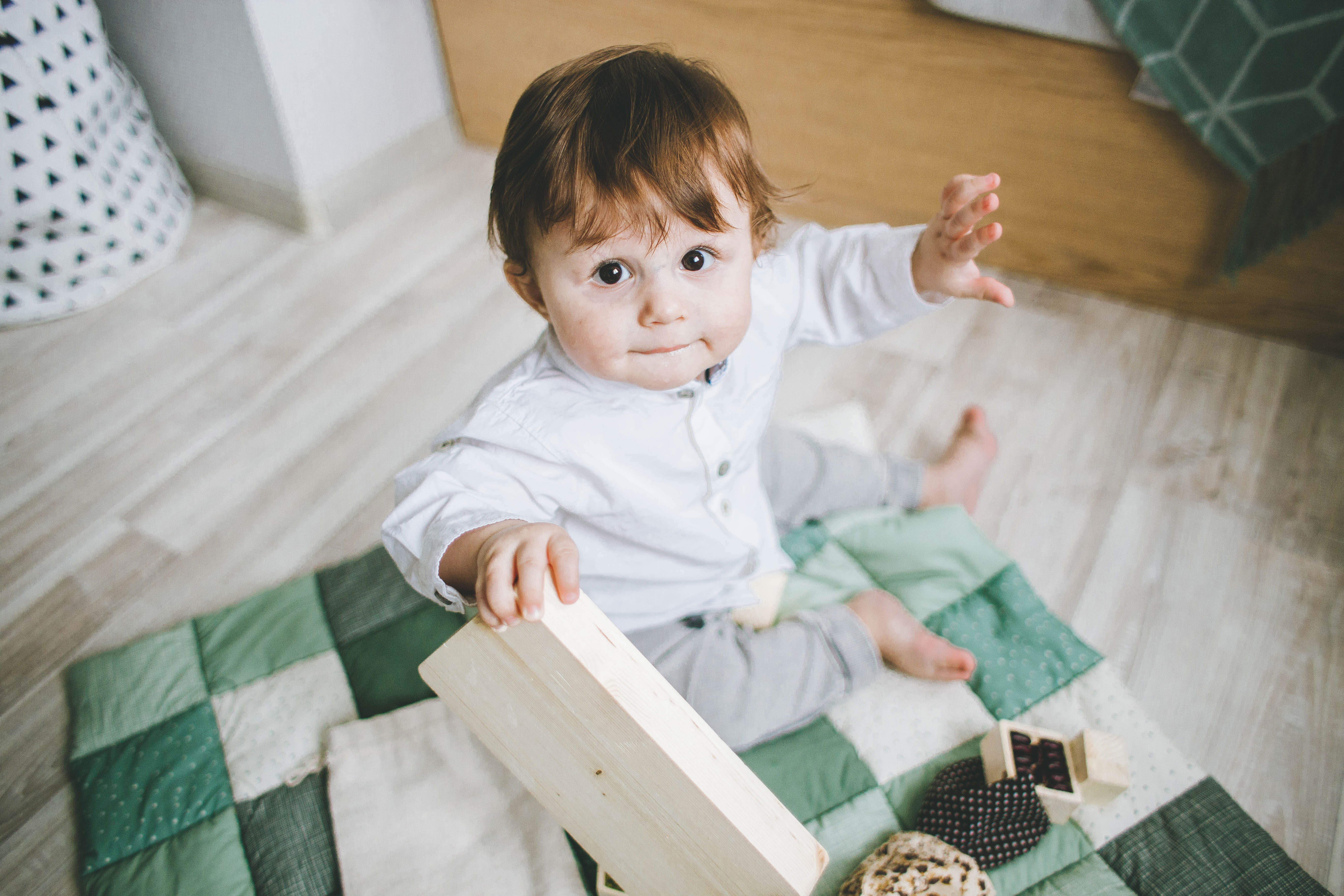 NO KIDDING I have 3 kids under 2 – trolls say I’ll get reported for ‘child abuse’ with my controversial rules but they work for us