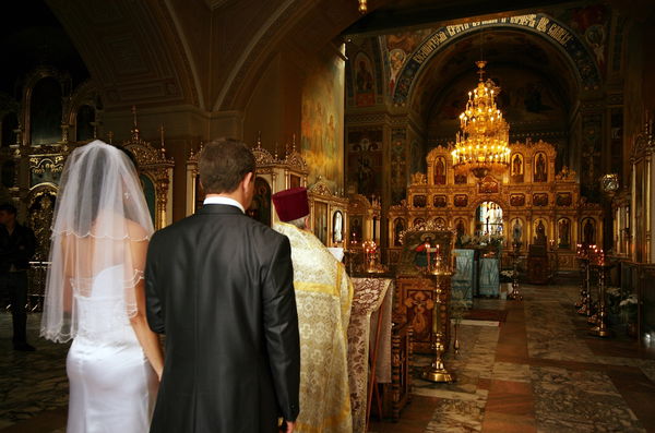 Marriage is Increasingly an Institution of the Highly Religious: Why That Might Be a Problem